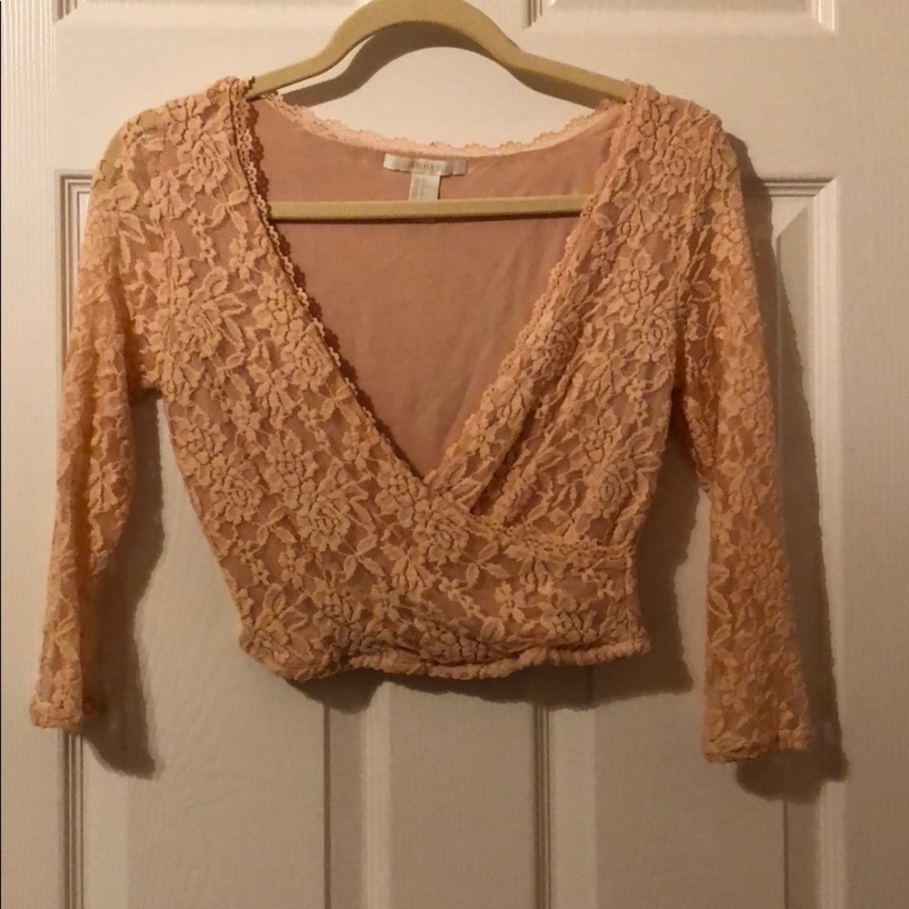 Lace cropped top
